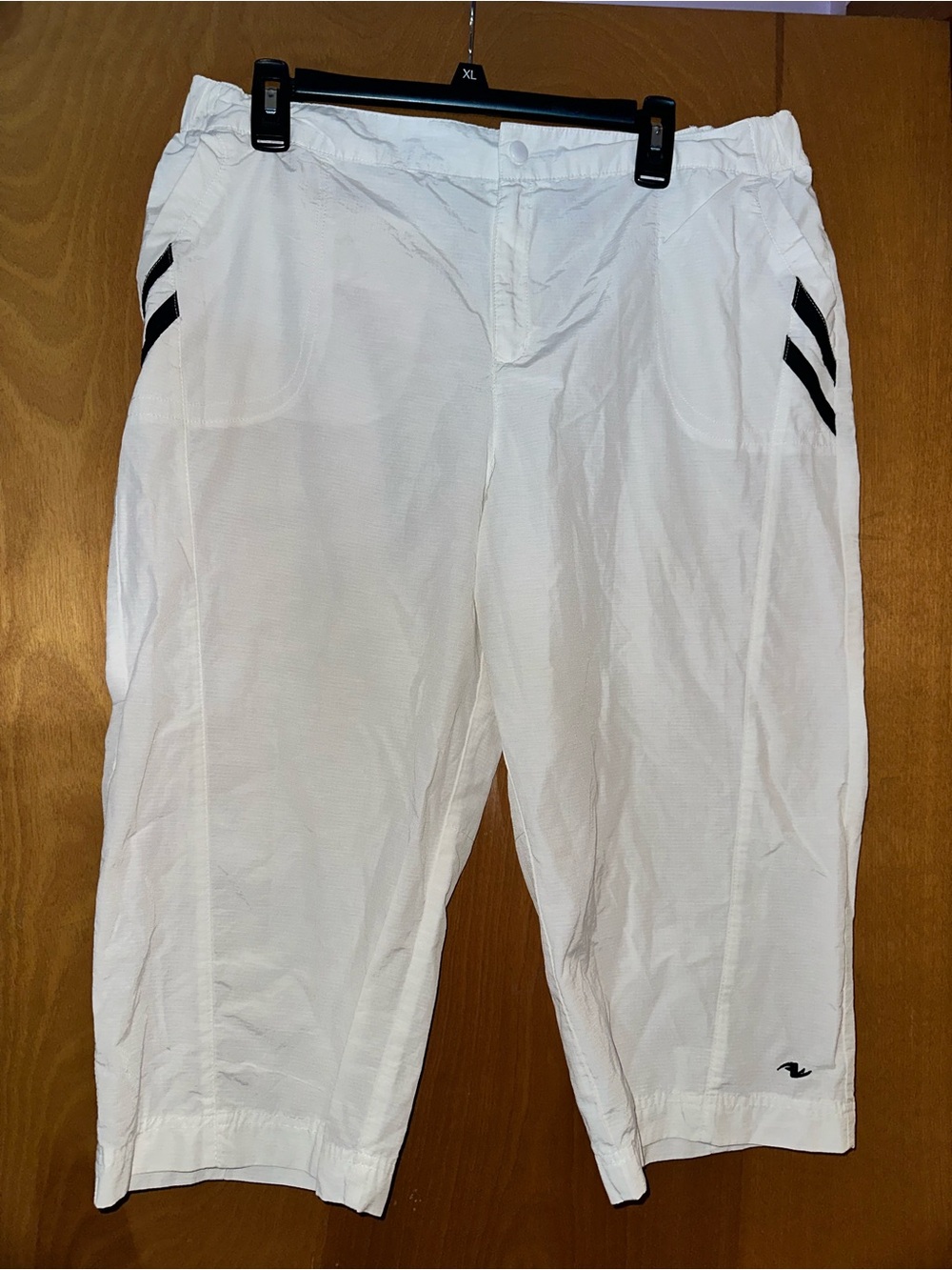 Athletic Works white nylon cropped capri pants